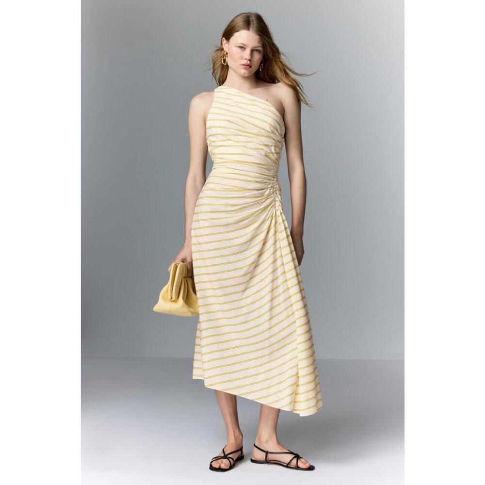 A.L.C. White Carolyn Dress Size 8 with Fabric Hole